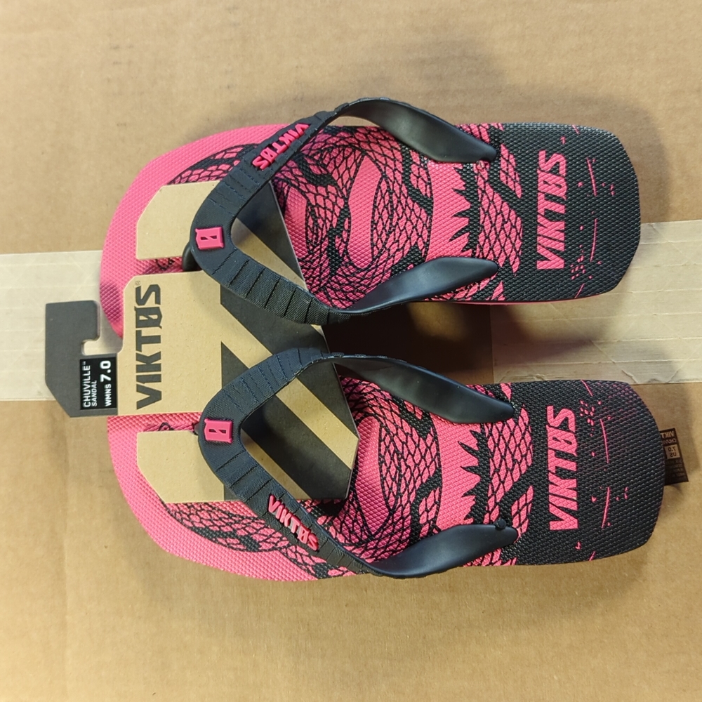 Viktos Chuville Treadnaught Sandals/Flip Flops Womens 7